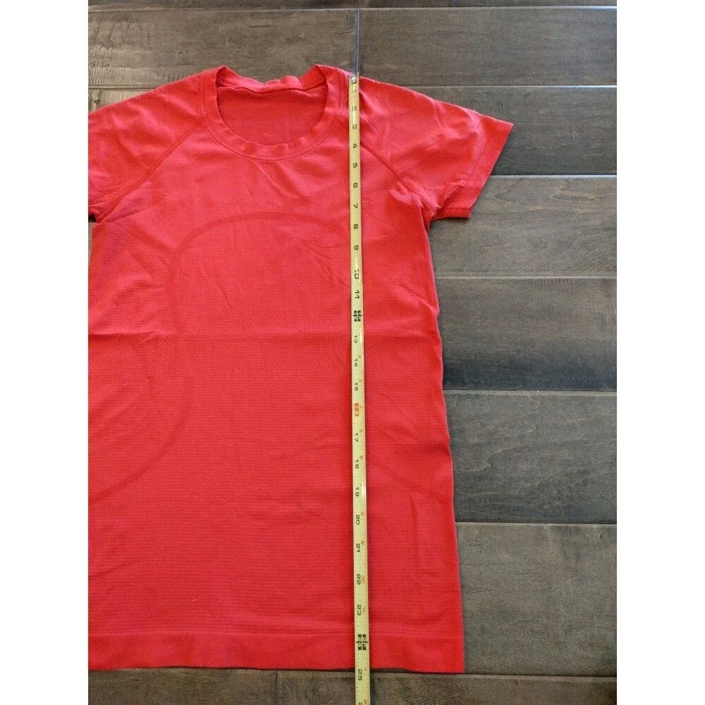 LULULEMON Women's Swiftly Tech short-sleeve red top - size 6